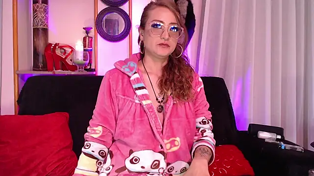 Snapshot of AdeleMourfg chatting on 03/09/25, 10:08 AdeleMourfg online show from 03/09/25, 10:08