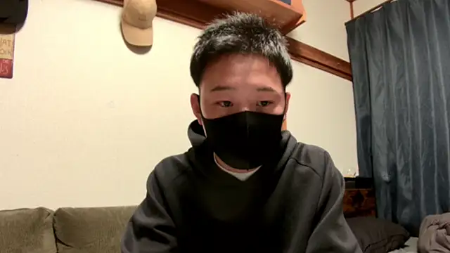 Snapshot of tuki_fu chatting on 12/30/24, 10:43 tuki fu online show from 12/30/24, 10:43