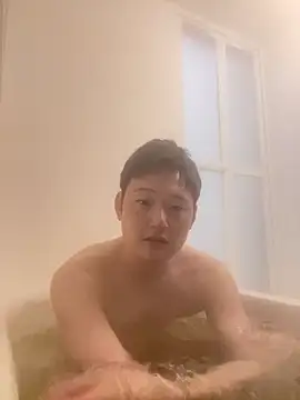 Snapshot of tuki_fu chatting on 03/05/25, 11:06 tuki fu online show from 03/05/25, 11:06