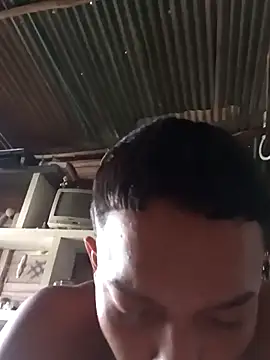 Snapshot of tayson_ chatting on 02/26/25, 01:08 tayson online show from 02/26/25, 01:08