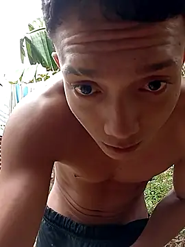 Snapshot of tayson_ chatting on 03/14/25, 02:41 tayson online show from 03/14/25, 02:41