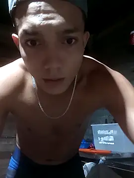 Snapshot of tayson_ chatting on 03/26/26, 09:15 tayson online show from 03/26/26, 09:15