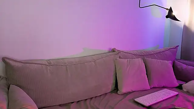 EmmaKeam online show from 02/01/26, 10:14