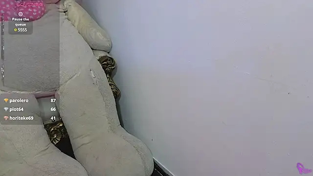 Jazmin tay online show from 02/09/25, 10:21