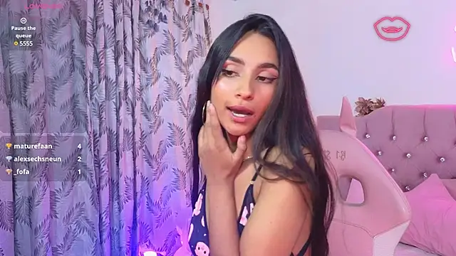 Jazmin tay online show from 02/25/25, 10:29