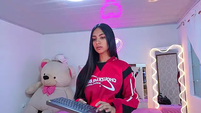 Jazmin tay online show from 11/30/25, 11:58