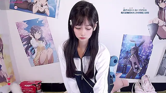 Snapshot of Xiaomi-Angela chatting on 04/25/26, 01:36 Xiaomi-Angela online show from 04/25/26, 01:36