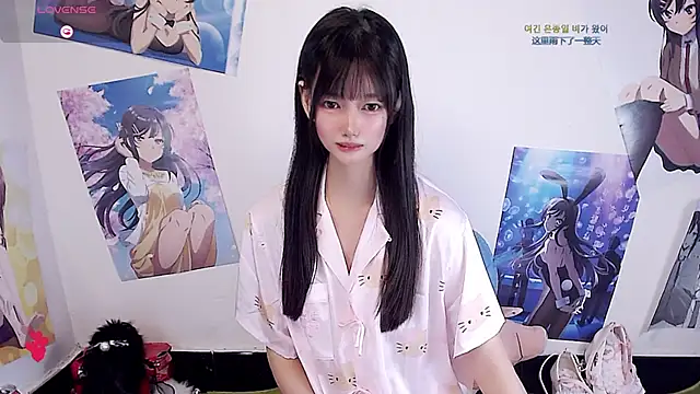 Snapshot of Xiaomi-Angela chatting on 04/29/26, 05:30 Xiaomi-Angela online show from 04/29/26, 05:30