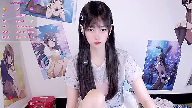 Snapshot of Xiaomi-Angela chatting on 05/28/26, 03:53 Xiaomi-Angela online show from 05/28/26, 03:53