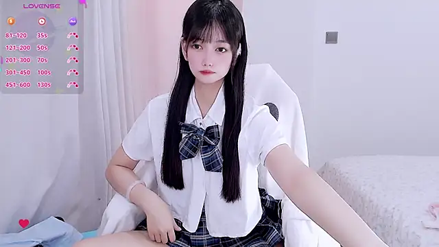 Snapshot of Xiaomi-Angela chatting on 06/16/26, 04:31 Xiaomi-Angela online show from 06/16/26, 04:31