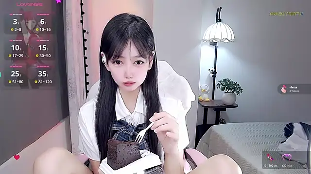 Snapshot of Xiaomi-Angela chatting on 06/26/26, 03:05 Xiaomi-Angela online show from 06/26/26, 03:05