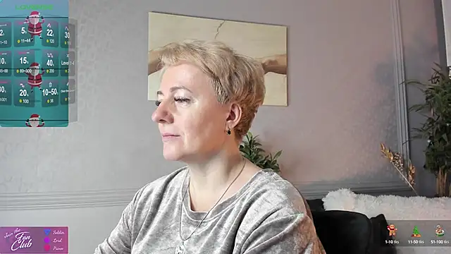 Snapshot of Nika_Smit chatting on 12/25/24, 05:05 Nika Smit online show from 12/25/24, 05:05