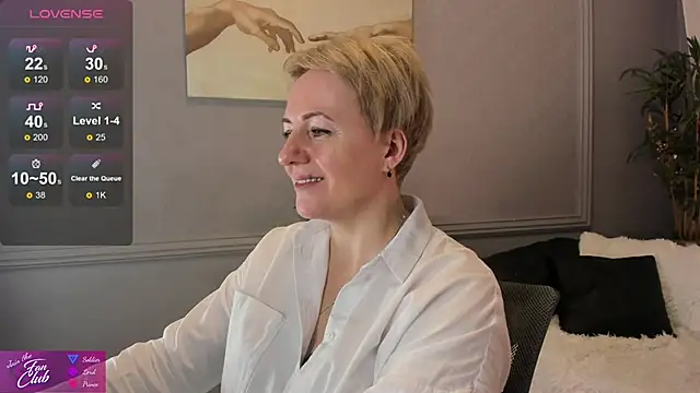 Snapshot of Nika_Smit chatting on 01/19/25, 08:29 Nika Smit online show from 01/19/25, 08:29