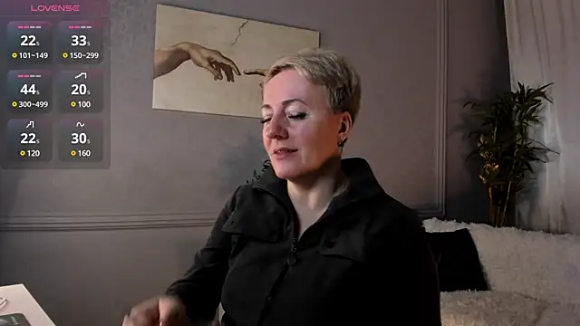 Snapshot of Nika_Smit chatting on 03/16/25, 05:36 Nika Smit online show from 03/16/25, 05:36