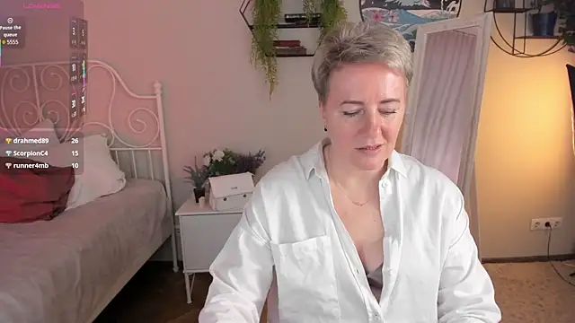 Snapshot of Nika_Smit chatting on 05/16/26, 10:36 Nika Smit online show from 05/16/26, 10:36