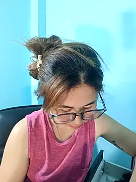 Snapshot of wawasaru chatting on 09/30/25, 02:11 wawasaru online show from 09/30/25, 02:11