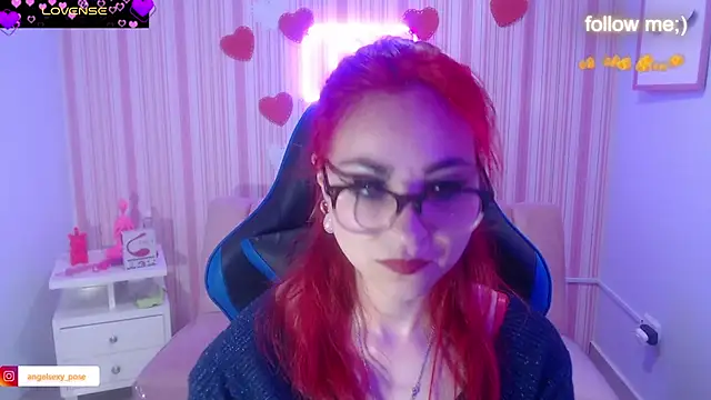 Snapshot of abril_ch_ chatting on 03/04/25, 10:46 abril ch online show from 03/04/25, 10:46