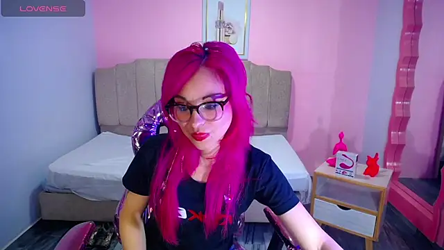 Snapshot of abril_ch_ chatting on 09/18/25, 10:39 abril ch online show from 09/18/25, 10:39