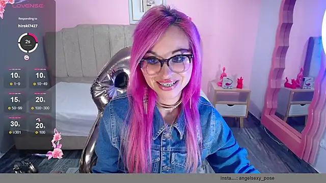 Snapshot of abril_ch_ chatting on 10/13/25, 10:59 abril ch online show from 10/13/25, 10:59