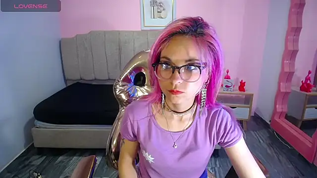 Snapshot of abril_ch_ chatting on 10/20/25, 10:38 abril ch online show from 10/20/25, 10:38