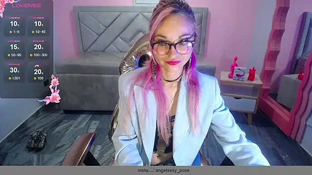 Snapshot of abril_ch_ chatting on 11/07/25, 10:48 abril ch online show from 11/07/25, 10:48