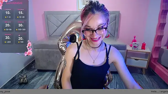 Snapshot of abril_ch_ chatting on 11/13/25, 10:58 abril ch online show from 11/13/25, 10:58