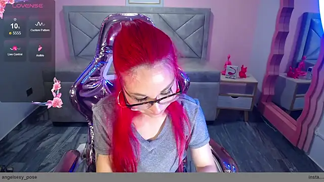 Snapshot of abril_ch_ chatting on 12/03/25, 10:57 abril ch online show from 12/03/25, 10:57