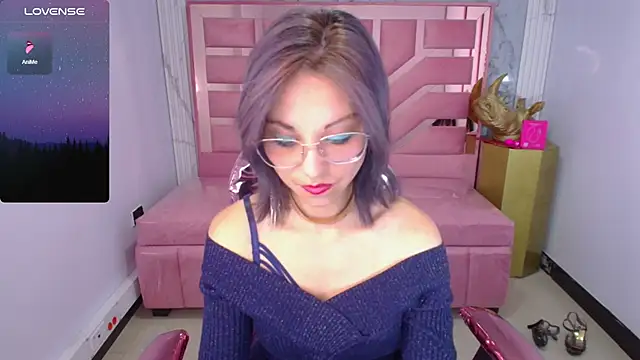 abril ch  online show from 03/28/26, 12:27