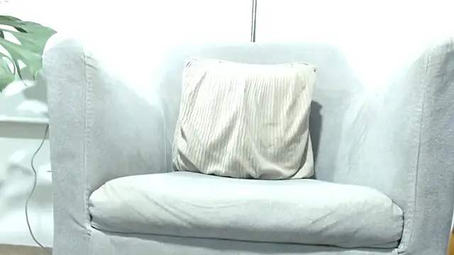 Snapshot of estebandelouis chatting on 06/10/26, 11:57 estebandelouis online show from 06/10/26, 11:57