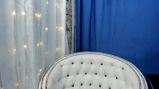 Snapshot of Analia18_ chatting on 02/13/25, 06:16 Analia18 online show from 02/13/25, 06:16