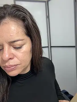 NATHALIA-28  online show from 03/08/26, 01:15