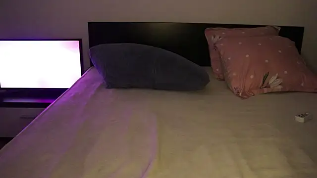 IvyKaelani online show from 04/24/26, 11:34