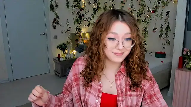 SereneFlame online show from 03/31/26, 04:07