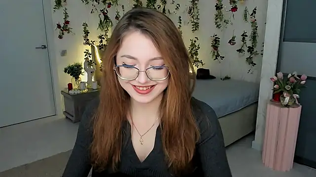 SereneFlame online show from 04/24/26, 03:58