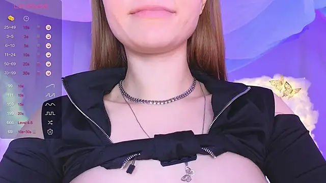 AlisiaSpinnet  online show from 02/09/25, 10:42