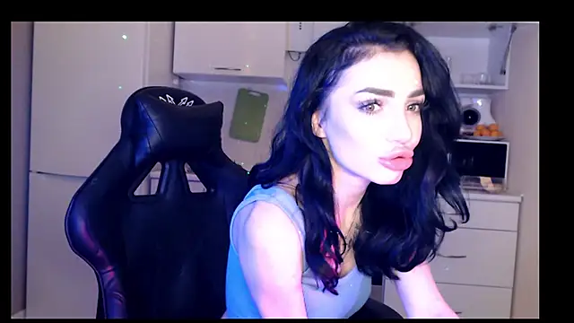 NancyLovee  online show from 12/10/24, 01:22