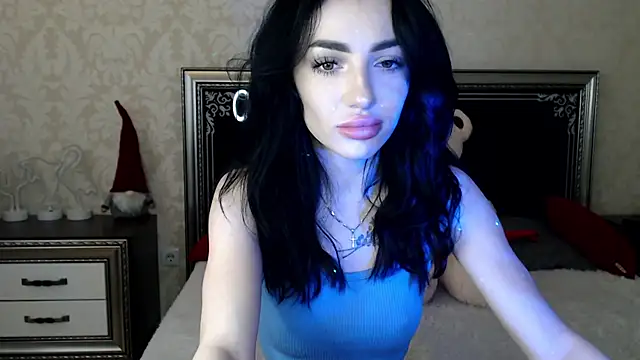 NancyLovee  online show from 12/23/24, 08:22