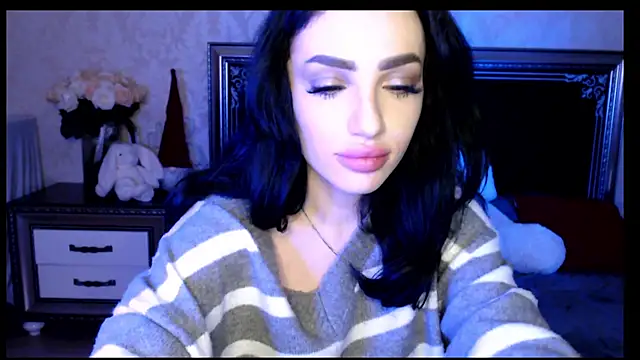 NancyLovee  online show from 01/11/25, 11:24