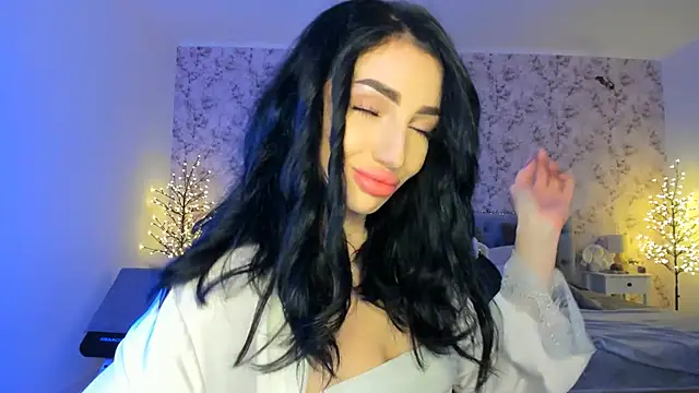 NancyLovee  online show from 12/16/25, 05:40