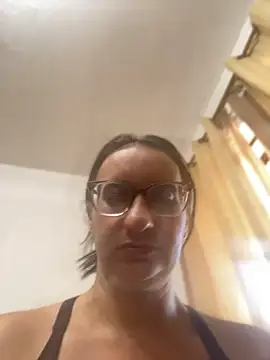 gloria7v05 online show from 04/18/26, 01:04