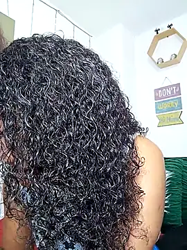 gianna smith online show from 10/30/25, 10:10