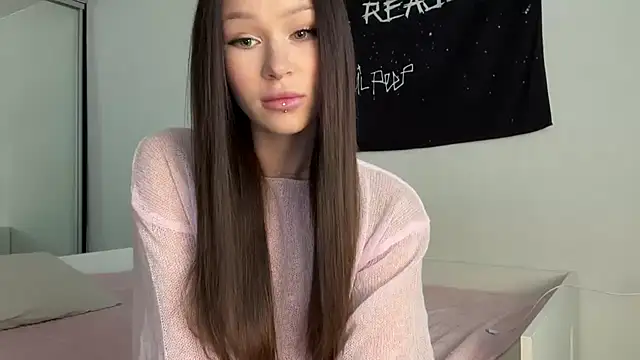 ur molly online show from 09/27/25, 05:01