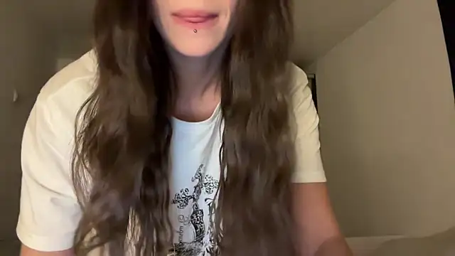 ur molly online show from 09/28/25, 12:54