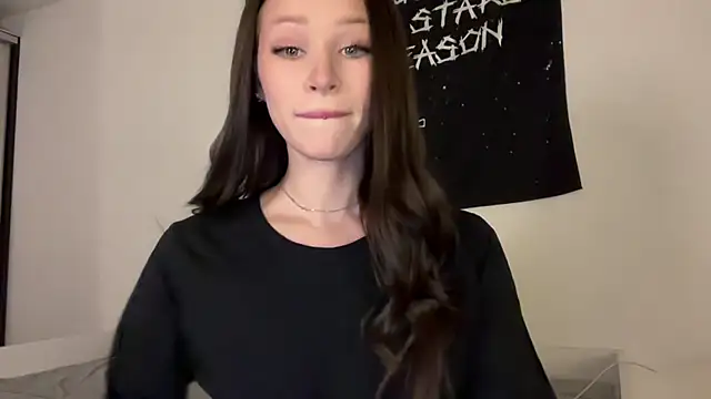 ur molly online show from 10/17/25, 01:03