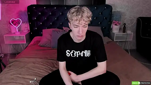 TrevorBenson online show from 11/14/25, 03:05