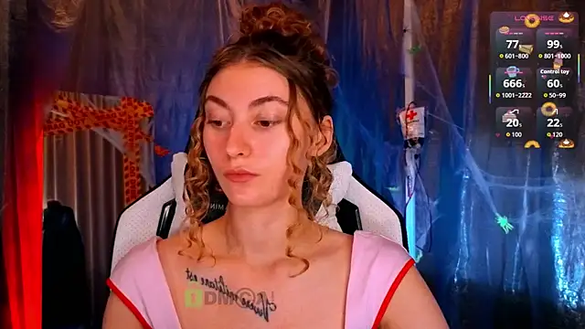 lady curls online show from 10/26/25, 11:31