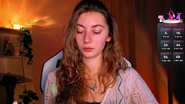 lady curls online show from 04/22/26, 10:33