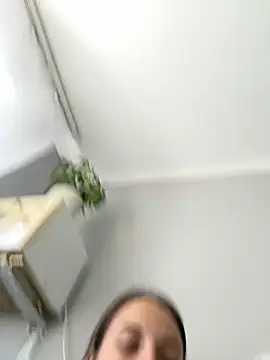 AmiLavs online show from 09/26/25, 10:30