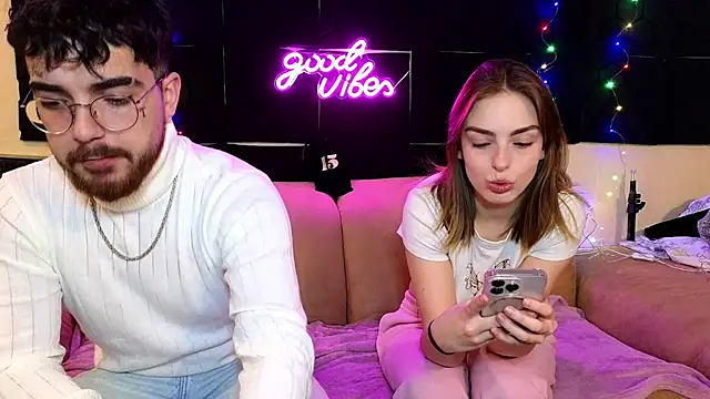 MrAndMrsSavage online show from 12/15/24, 04:15