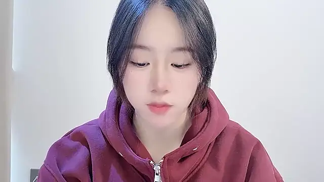 chloe-01 online show from 11/24/25, 03:28